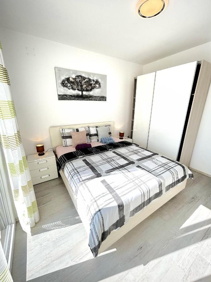 Holiday House "Sabine Green" Skrbčići Extérieur photo